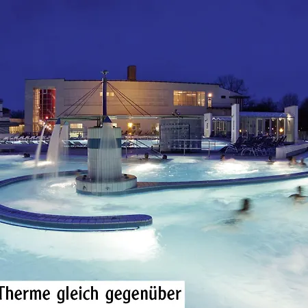 Promenade Hotel 4*